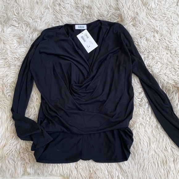 Black draped top - Picture 2 of 4